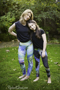 Green Leggings on Mom by Artist Rachael Grad Chloe style