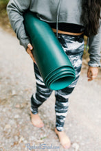 Load image into Gallery viewer, black and white women&#39;s yoga leggings by Canadian Artist Rachael Grad with yoga mat